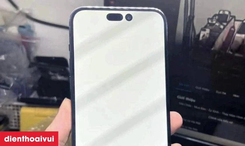 Nguy&ecirc;n nh&acirc;n iPhone 14 Pro Max bị sọc m&agrave;n h&igrave;nh