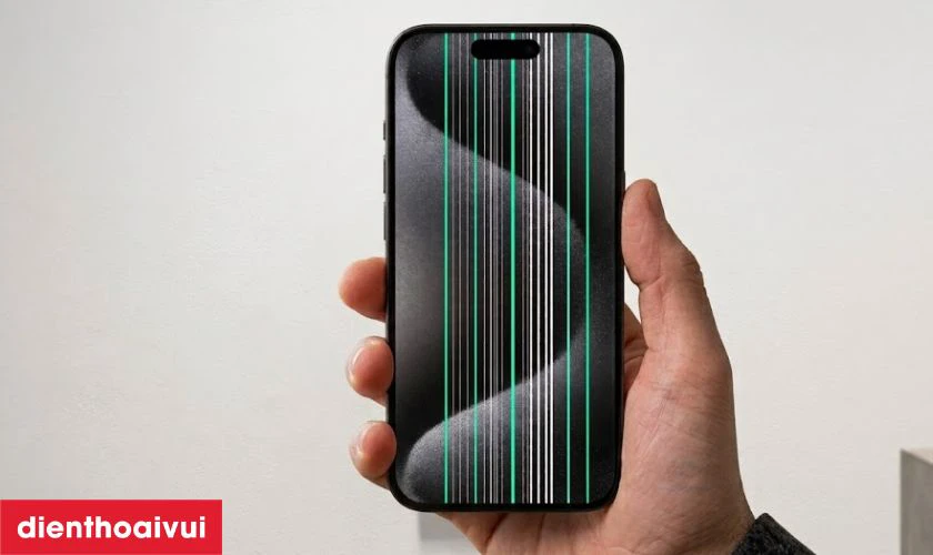 iPhone 15 Pro bị sọc m&agrave;n h&igrave;nh c&oacute; sửa được kh&ocirc;ng