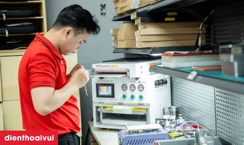 Kiểm tra lại v&agrave; b&agrave;n giao m&aacute;y