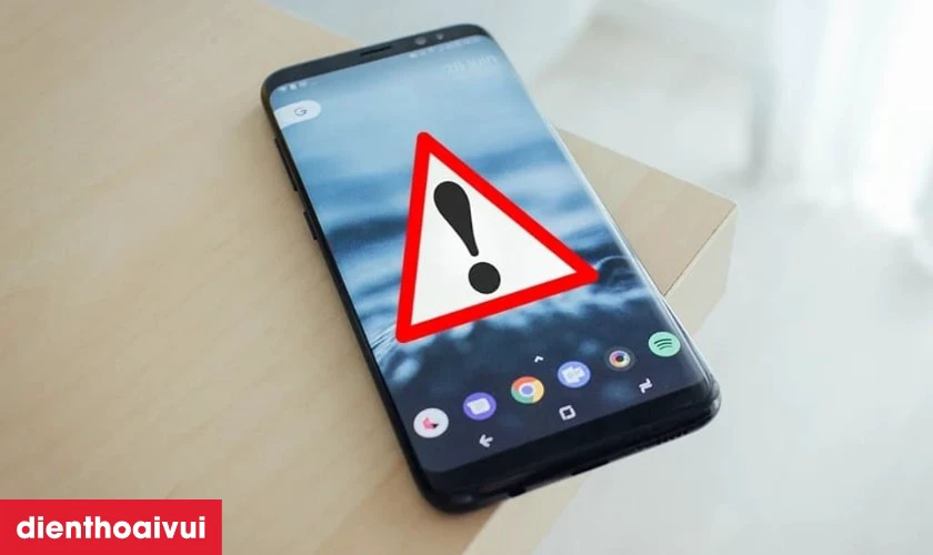 Nguy&ecirc;n nh&acirc;n g&acirc;y ra sọc m&agrave;n h&igrave;nh của điện thoại Samsung S22 l&agrave; g&igrave;