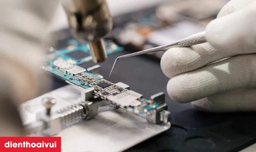 Quy tr&igrave;nh sửa s&oacute;ng iPhone