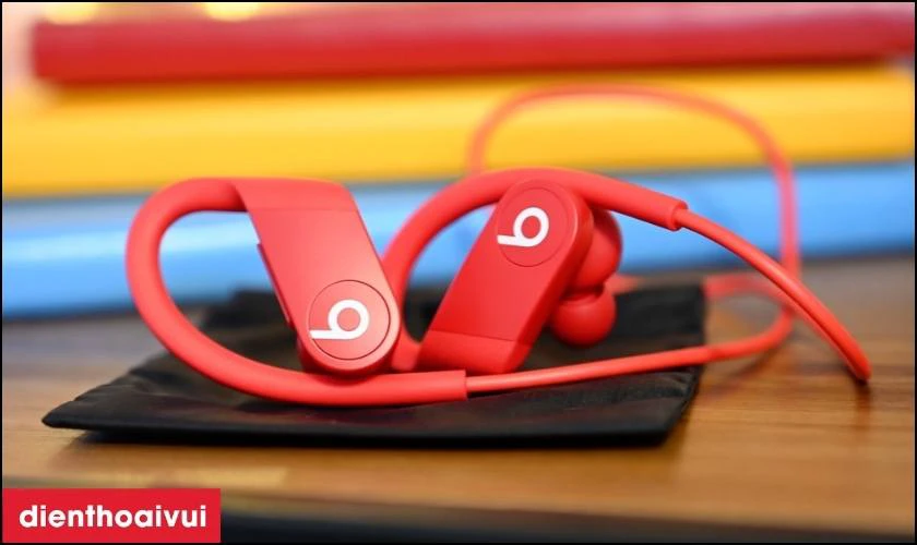 Tai nghe Powerbeats