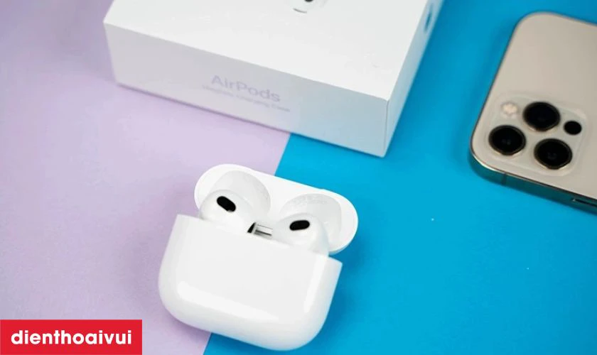 C&oacute; n&ecirc;n mua tai nghe Bluetooth Apple AirPods 3 2022 sạc c&oacute; d&acirc;y - Cũ đẹp hay kh&ocirc;ng?