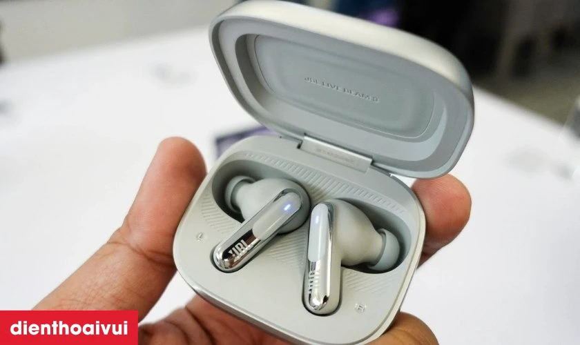 T&iacute;ch hợp 6 micro