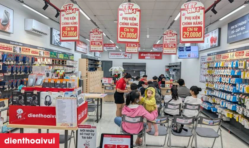 N&ecirc;n mua tai nghe chụp tai JBL Live 670NC ch&iacute;nh h&atilde;ng ở đ&acirc;u uy t&iacute;n