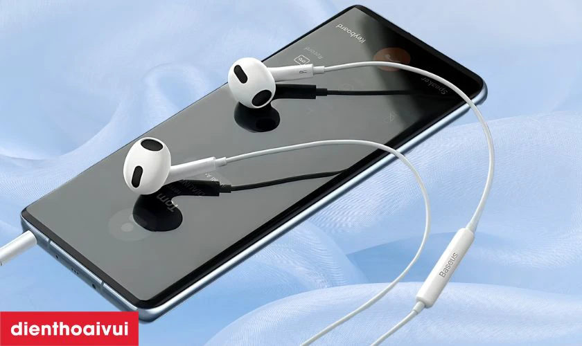 Tai nghe c&oacute; d&acirc;y Baseus Encok H17 3.5MM sở hữu thiết kế in-ear hiện đại