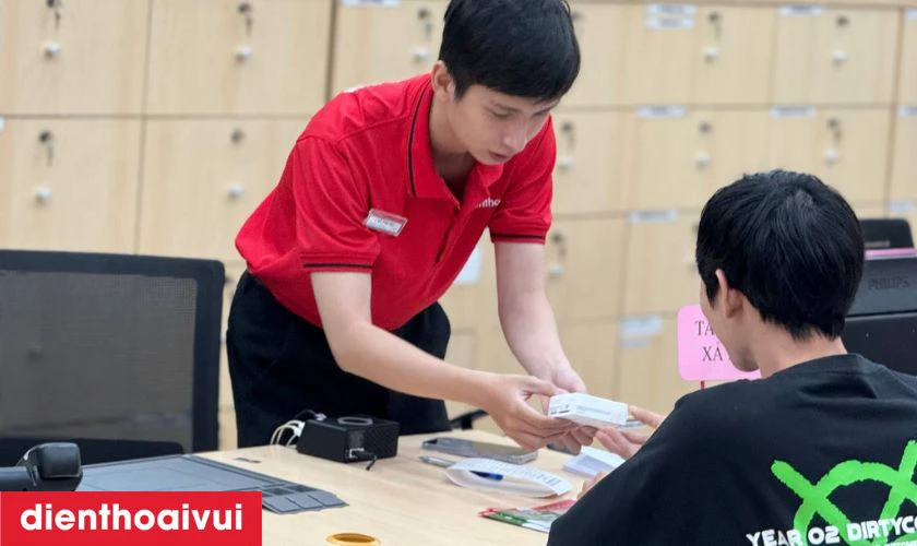 Mua tai nghe ROBOT gi&aacute; rẻ, ch&iacute;nh h&atilde;ng tại Điện Thoại Vui
