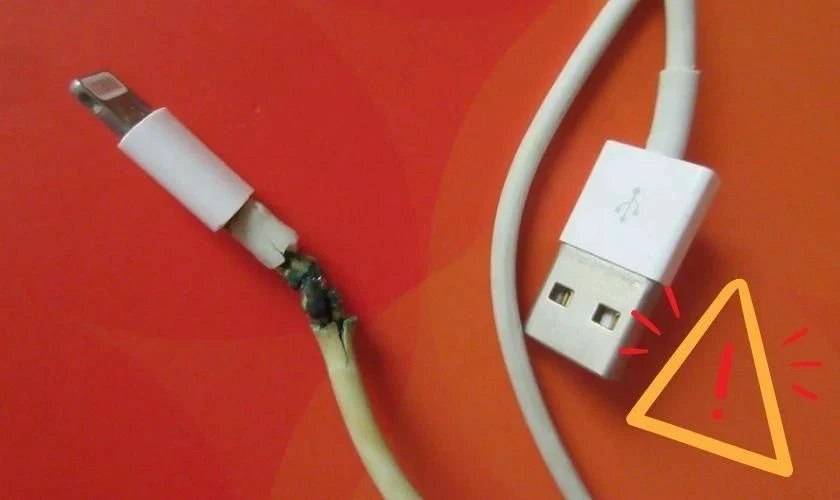 Kiểm tra d&acirc;y sạc để biết tại sao d&acirc;y sạc iPhone kh&ocirc;ng v&agrave;o điện
