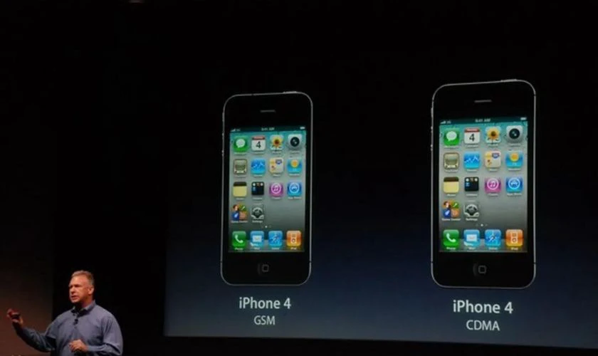 iPhone 4 ra mắt năm 2010 v&agrave; l&agrave; flagship mạnh nhất thời điểm ra mắt