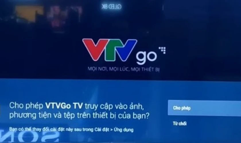 Sử dụng Tìm kiếm và nhập tên chương trình, kênh hoặc nội dung muốn xem