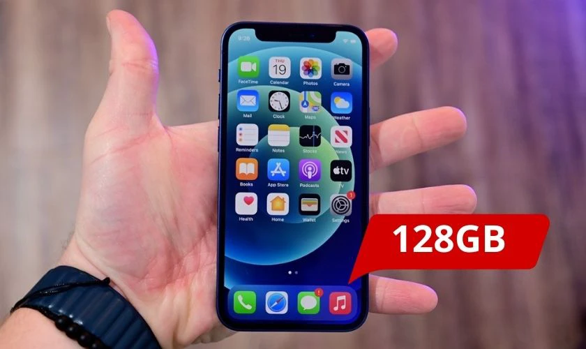 Tầm 9 triệu n&ecirc;n mua điện thoại n&agrave;o tốt nhất của iPhone
