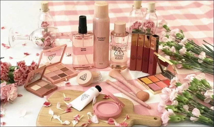 Mua mỹ phẩm và đồ skincare cho vợ