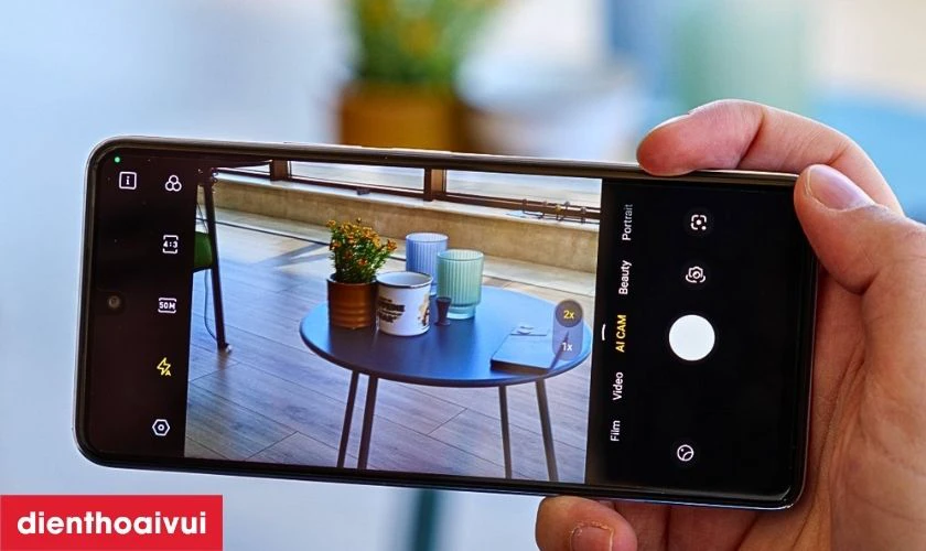 N&acirc;ng cao chất lượng ảnh với cụm camera 50MP cực n&eacute;t