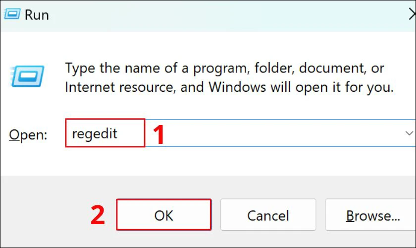 Nhập regedit và nhấn Enter hoặc chọn vào OK