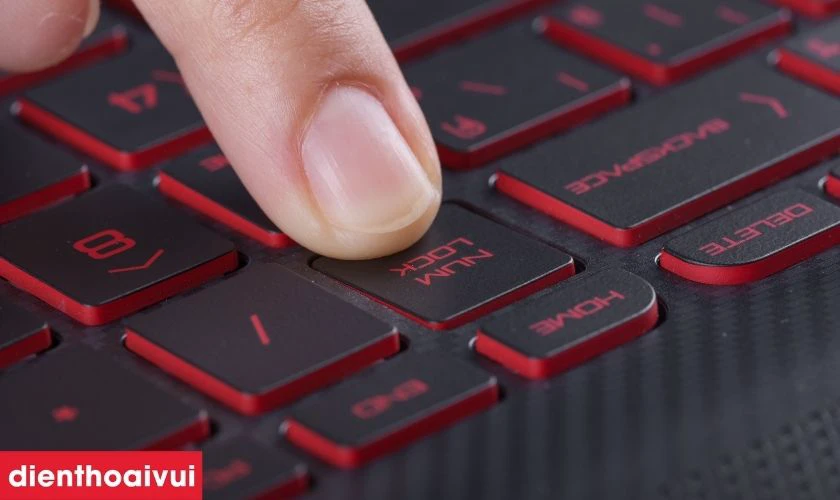Lỗi b&agrave;n ph&iacute;m laptop bị kh&oacute;a chức năng