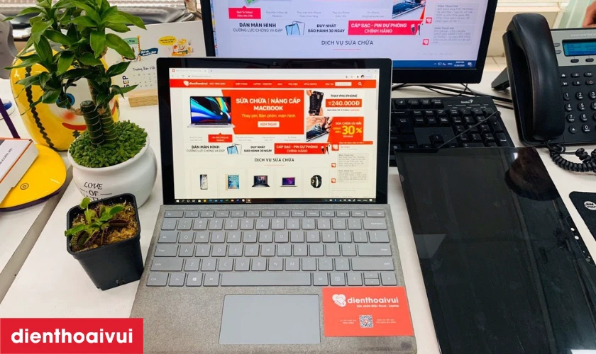 Thay b&agrave;n ph&iacute;m laptop Surface