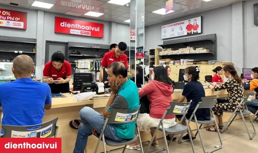 Quy tr&igrave;nh thay b&agrave;n ph&iacute;m laptop Dell Inspiron 7466 lấy liền tại Điện Thoại Vui