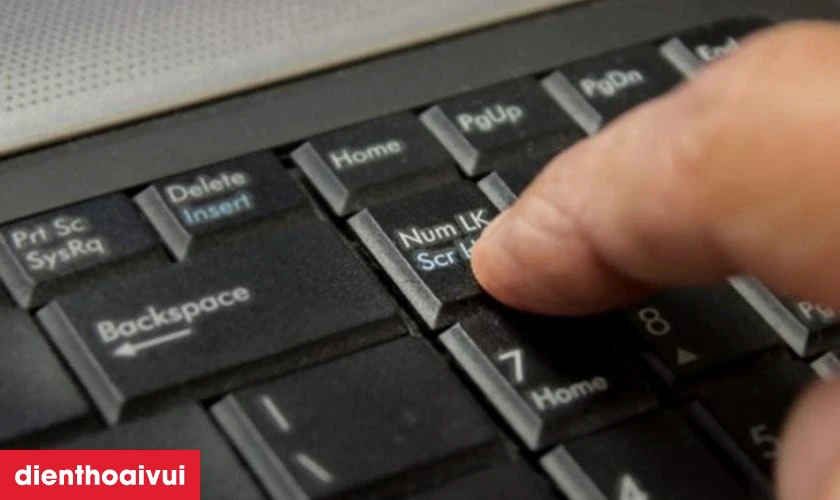 Thay bàn phím laptop Dell Precision M2400