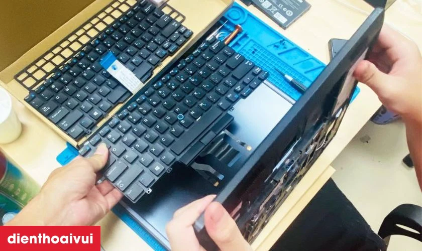 thay-ban-phim-laptop-hp-envy-13ad-1.jpg