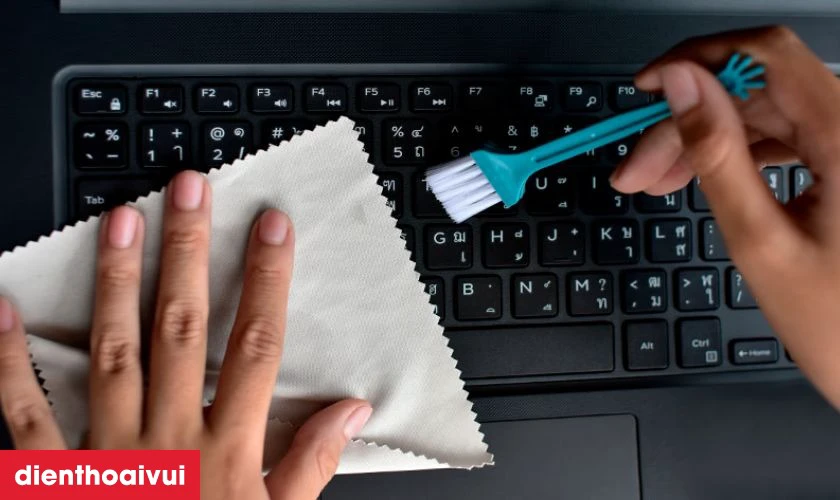 Mẹo sử dụng laptop sau thay bàn phím