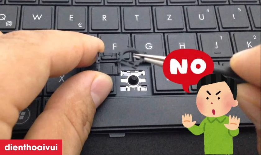 Có nên tự thay bàn phím laptop Lenovo Legion 5 Pro 16ACH6 tại nhà không?