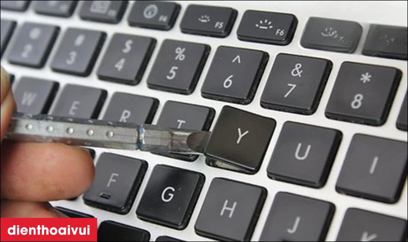 Tại sao phải thay bàn phím laptop MSI GT72 2QE?