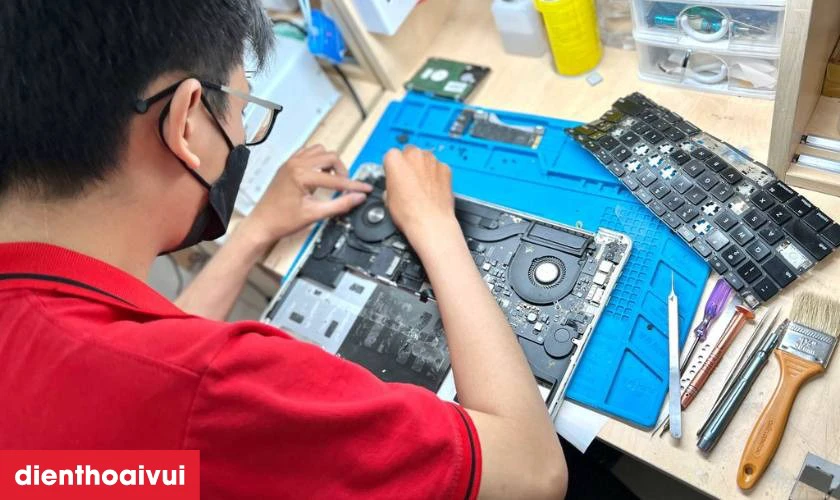 Quy tr&igrave;nh thay b&agrave;n ph&iacute;m laptop chuy&ecirc;n nghiệp tại Điện Thoại Vui&nbsp;