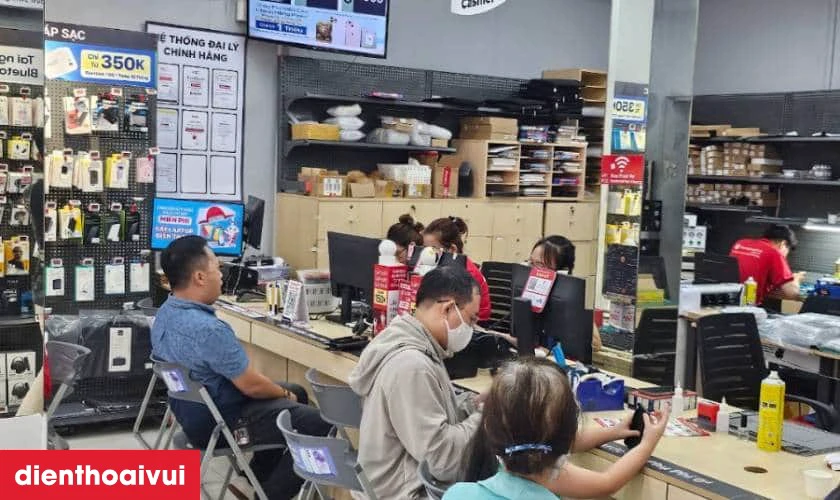Quy tr&igrave;nh thay b&agrave;n ph&iacute;m Surface Pro 2017 Điện Thoại Vui TPHCM, H&agrave; Nội