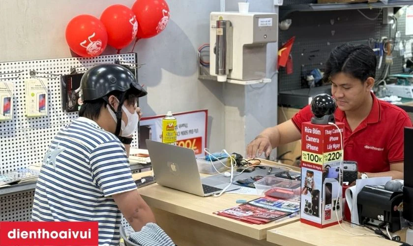 Quy tr&igrave;nh thay camera ASUS tại Điện Thoại Vui
