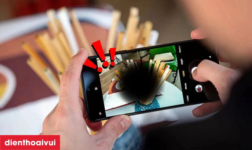 Khi n&agrave;o cần thay camera sau điện thoại Xiaomi?