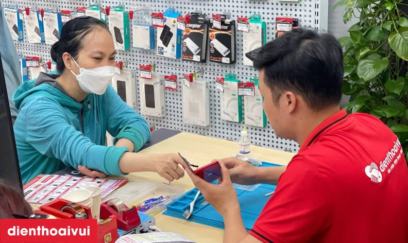 Địa chỉ thay camera sau iPad Gen 6 ở đ&acirc;u ch&iacute;nh h&atilde;ng, uy t&iacute;n tại TPHCM, H&agrave; Nội?
