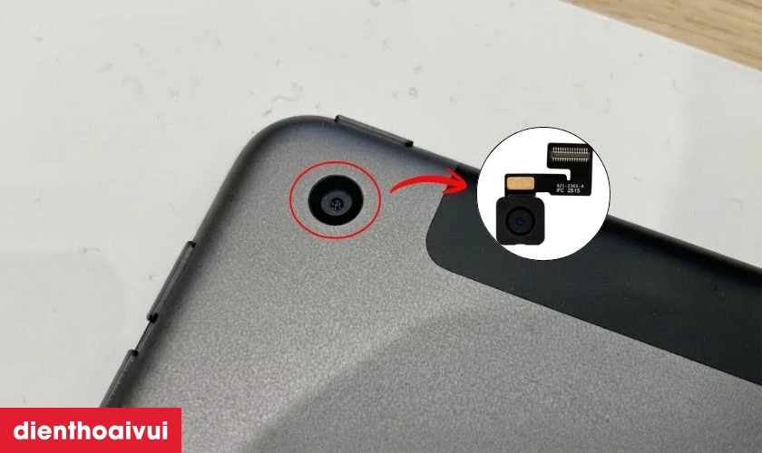 Cần lưu &yacute; g&igrave; trước khi thay camera sau iPad Gen 7