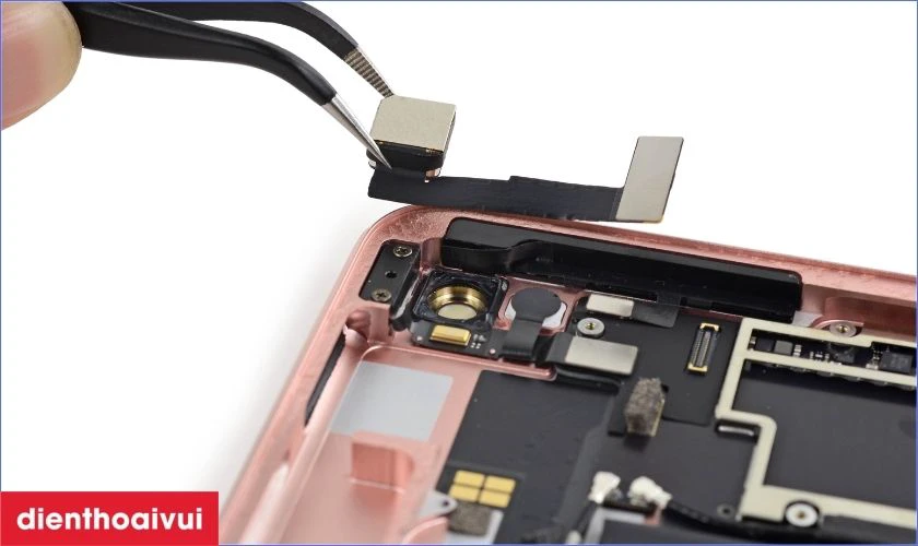 Thay camera sau iPad Mini 5 là gì?