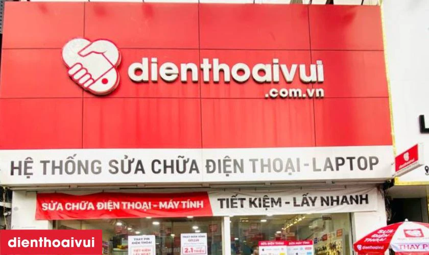 Dịch vụ thay camera sau iPhone 14 ch&iacute;nh h&atilde;ng GENA, lấy liền tại Điện Thoại Vui