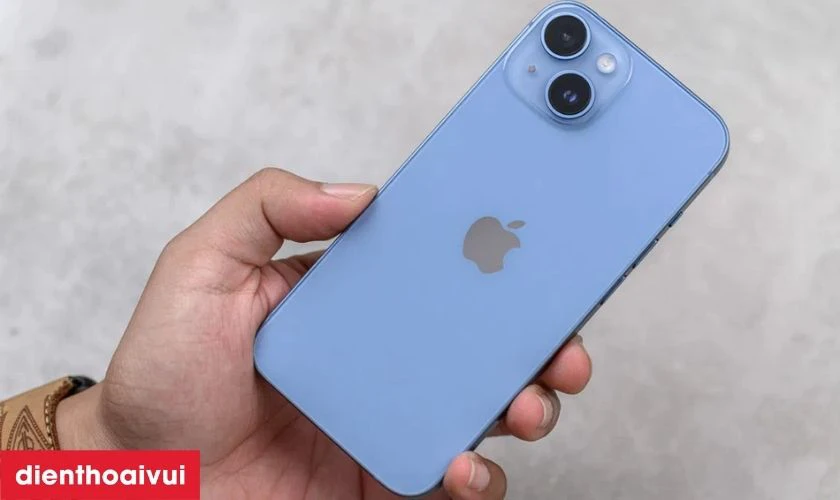 Thay camera sau iPhone 14 ch&iacute;nh h&atilde;ng Hatech c&oacute; tốt kh&ocirc;ng?