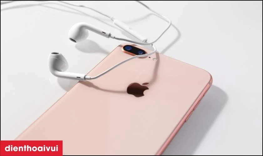 Đ&aacute;nh gi&aacute; camera sau điện thoại iPhone 8