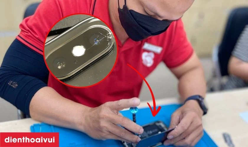 Thay camera sau iPhone XS Max ch&iacute;nh h&atilde;ng Hatech gi&uacute;p cải thiện khả năng chụp ảnh