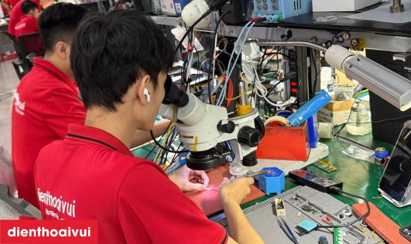 B&agrave;n giao m&aacute;y v&agrave; hướng dẫn sử dụng