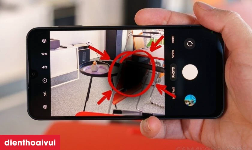 Dấu hiệu n&agrave;o bạn cần thay camera sau