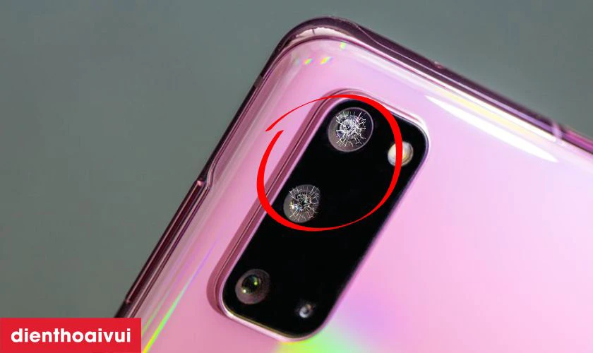 Nguy&ecirc;n nh&acirc;n khiến camera sau Samsung Galaxy A24 bị hư, lỗi/mờ