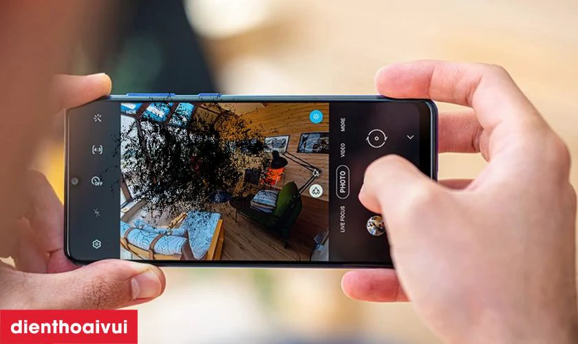 C&aacute;c dấu hiệu nhận biết bạn cần thay camera sau Samsung Galaxy A31