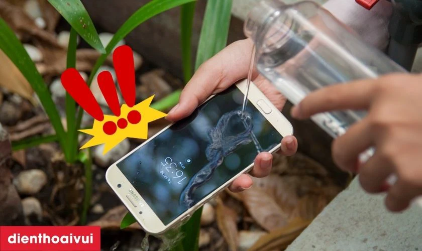 Nguy&ecirc;n nh&acirc;n camera sau của Samsung Galaxy A7 2017 bị lỗi