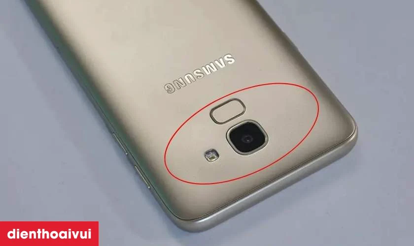 Thay camera sau Samsung Galaxy J6 2018