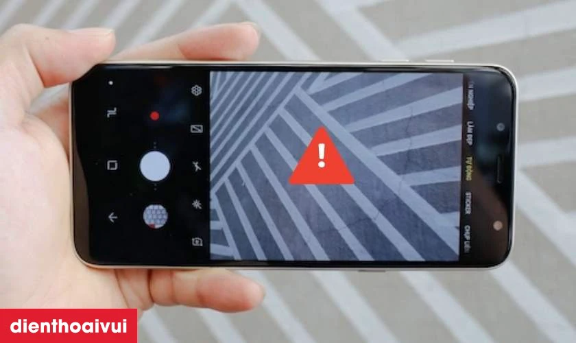 Dấu hiệu n&agrave;o bạn cần thay camera sau Samsung Galaxy J6 2018