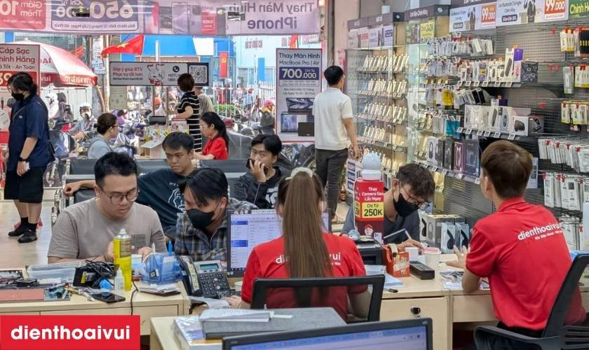 Địa chỉ thay camera sau Samsung Galaxy M53 ch&iacute;nh h&atilde;ng