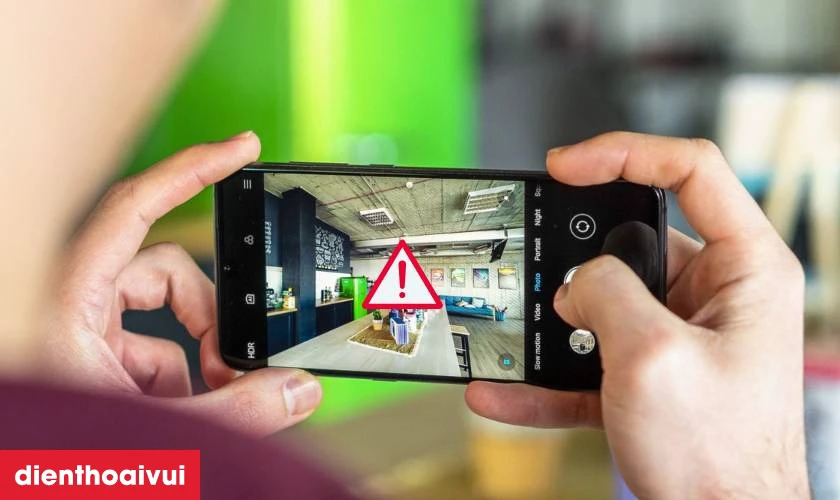 Khi n&agrave;o bạn cần thay camera sau Xiaomi 12