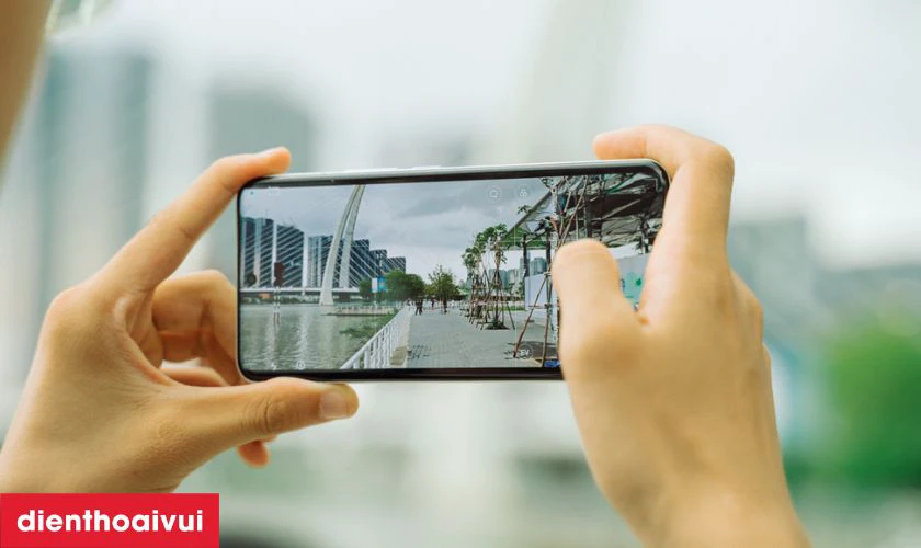 C&oacute; n&ecirc;n thay camera sau Xiaomi 14 Ultra kh&ocirc;ng?