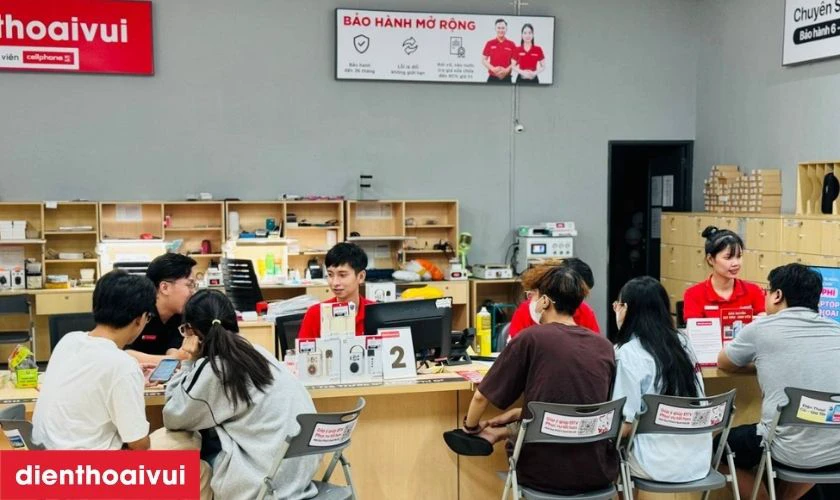 Thay camera sau Xiaomi Redmi Note 11 ch&iacute;nh h&atilde;ng GENA tại Điện Thoại Vui