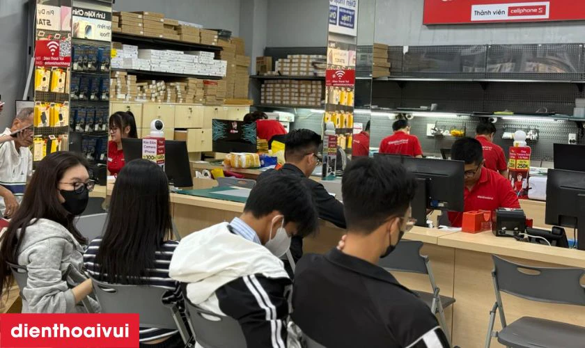 Camera sau được thay bằng linh kiện chất lượng