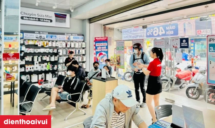 Dịch vụ thay camera sau Xiaomi Redmi Note 9S ch&iacute;nh h&atilde;ng, lấy liền tại Điện Thoại Vui được nhiều kh&aacute;ch h&agrave;ng lựa chọn